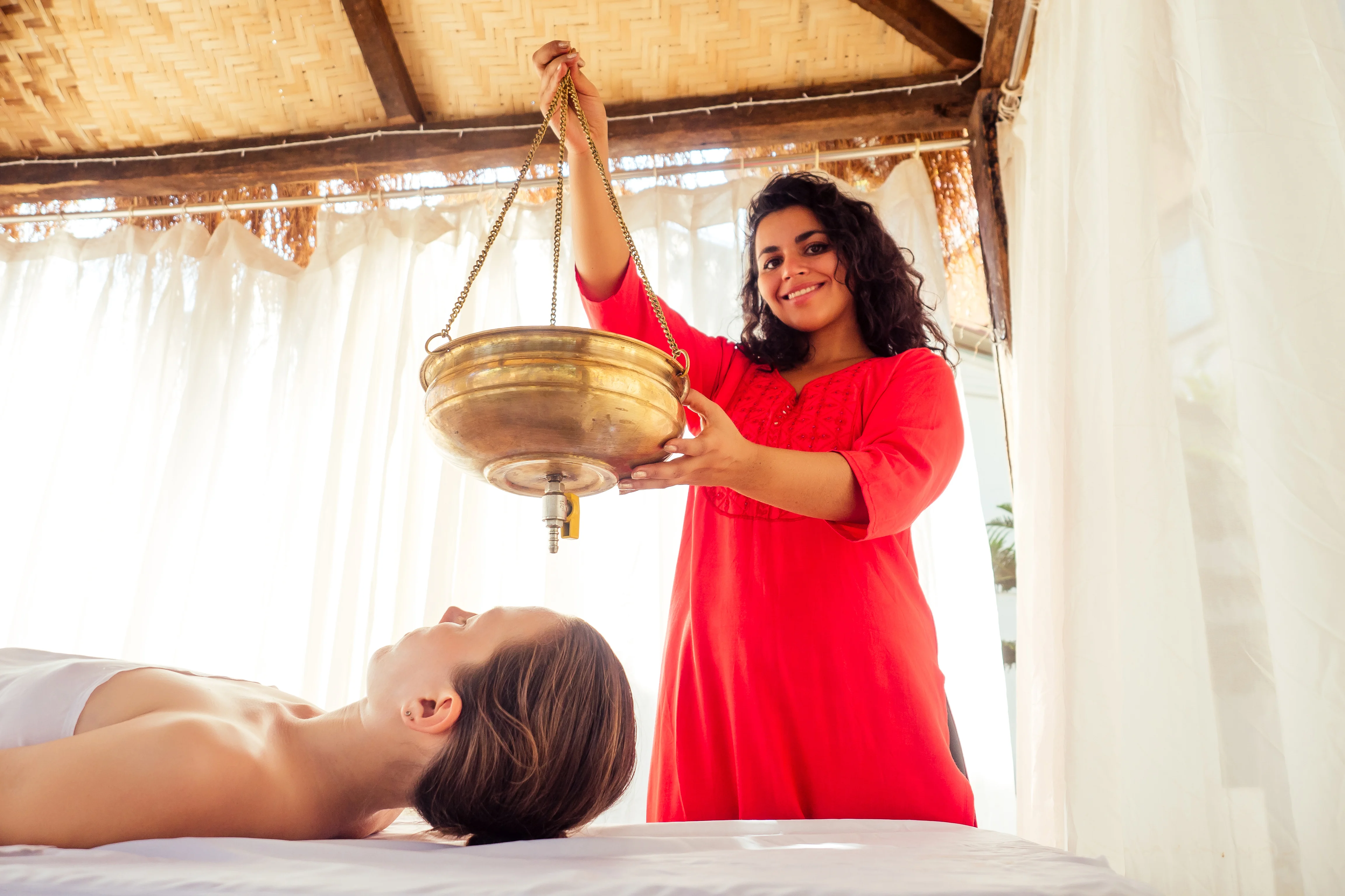 young-woman-doing-healthcare-indian-traditional-treatment-ayurveda-body-constitution-centre.webp